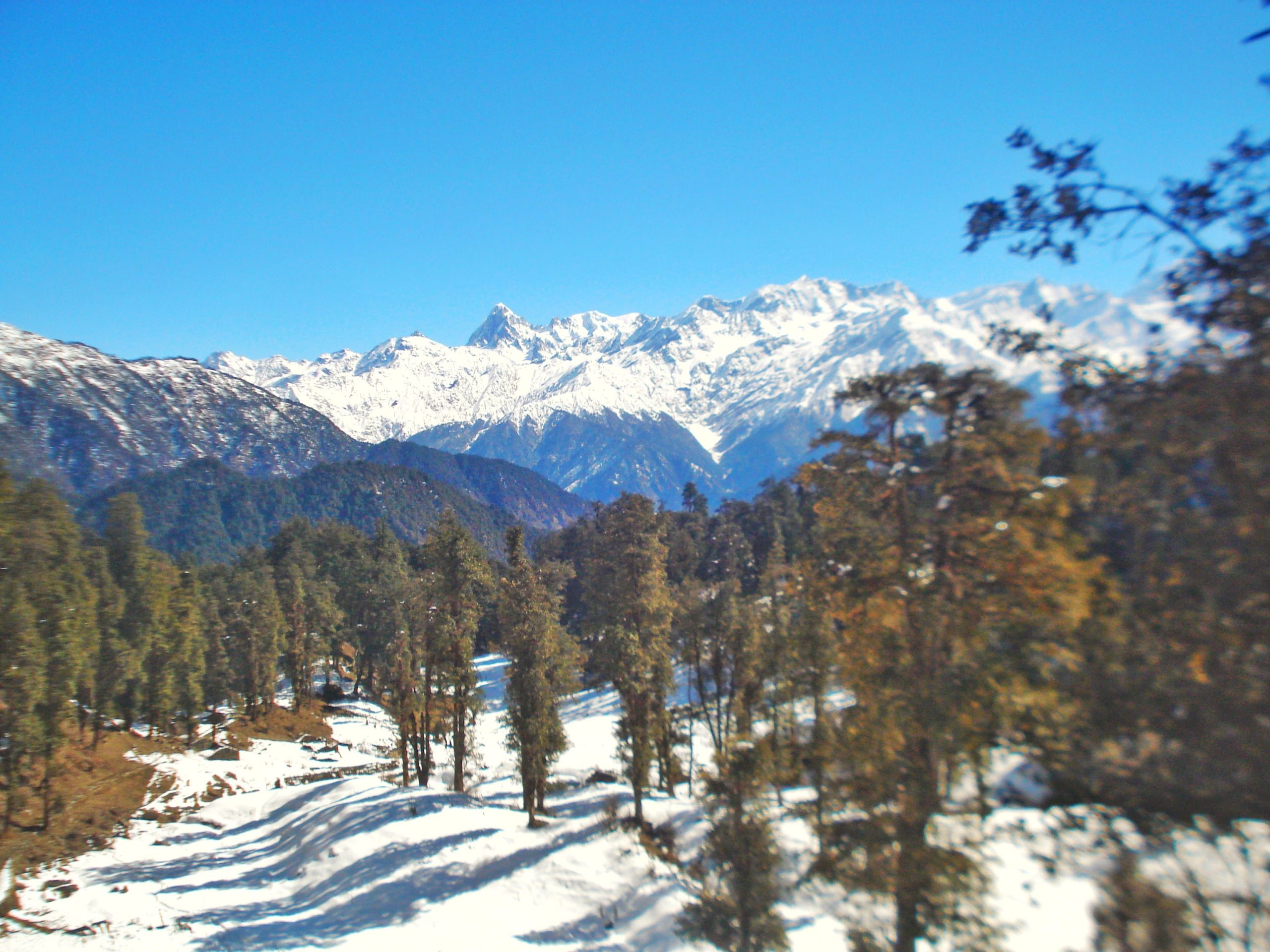 trekking trails in Uttarakhand justwravel