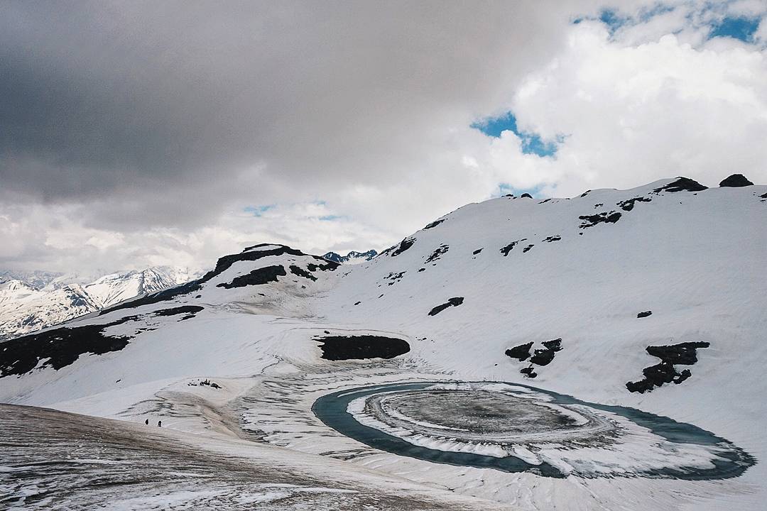 treks to glacial lakes justwravel