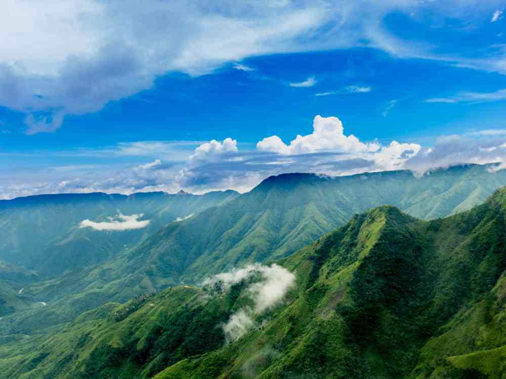 Laitlum Canyon Meghalaya