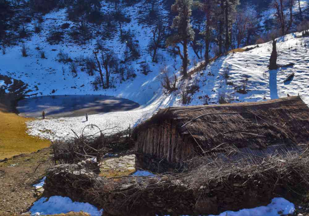 Frozen Gui Lake