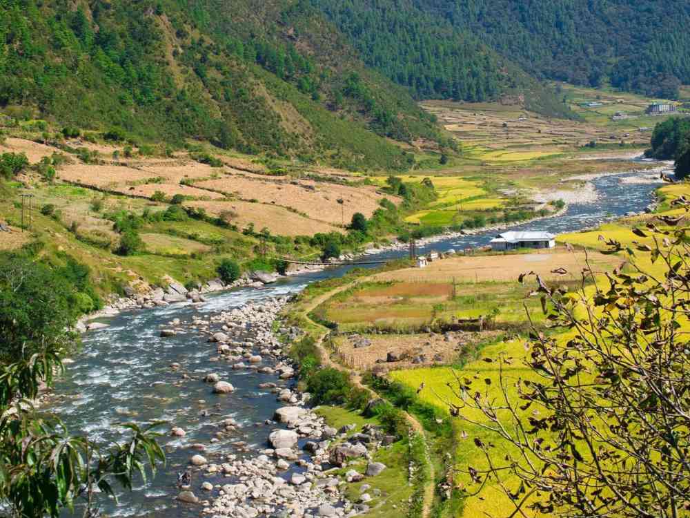 how to reach Tawang
