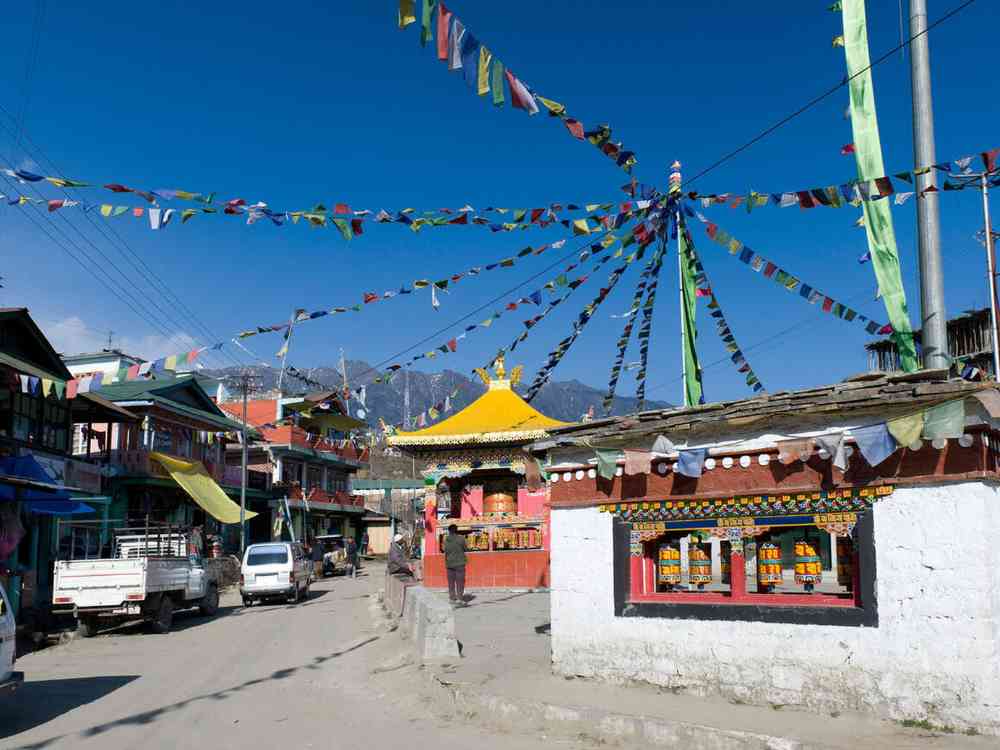 how to reach Tawang