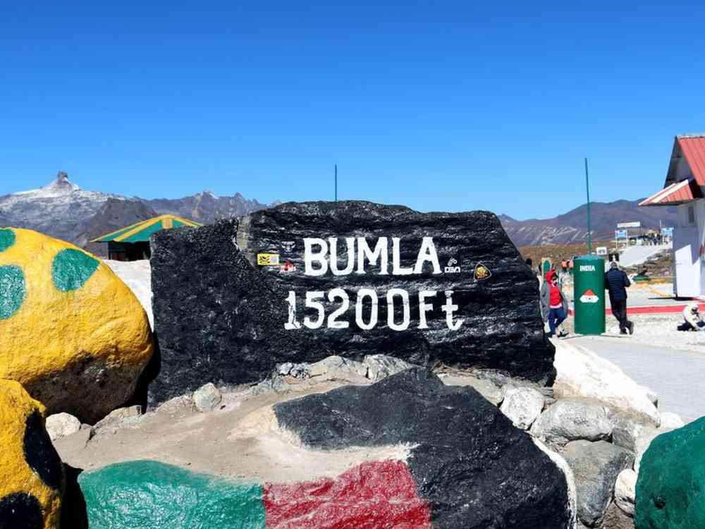 how to reach Tawang