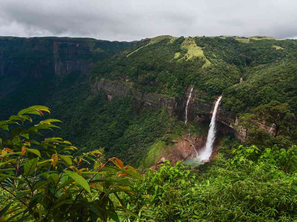 Nohkalikai Waterfalls Meghalaya