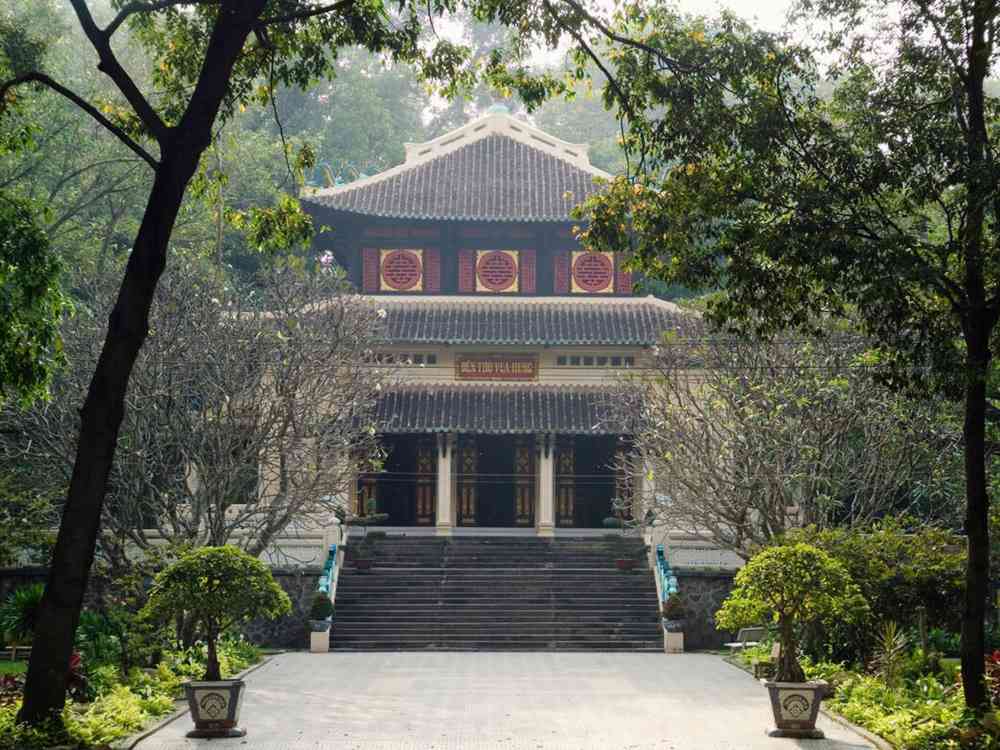 Vietnam tour packages