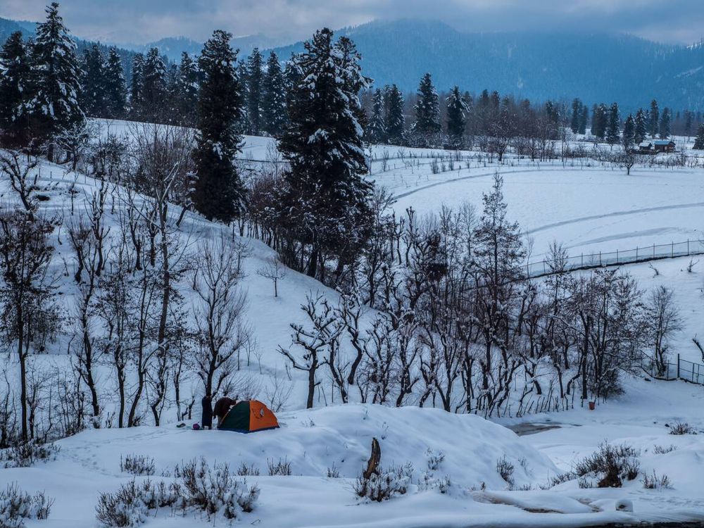Doodhpathri in kashmir,best places to visit in Kashmir during winters