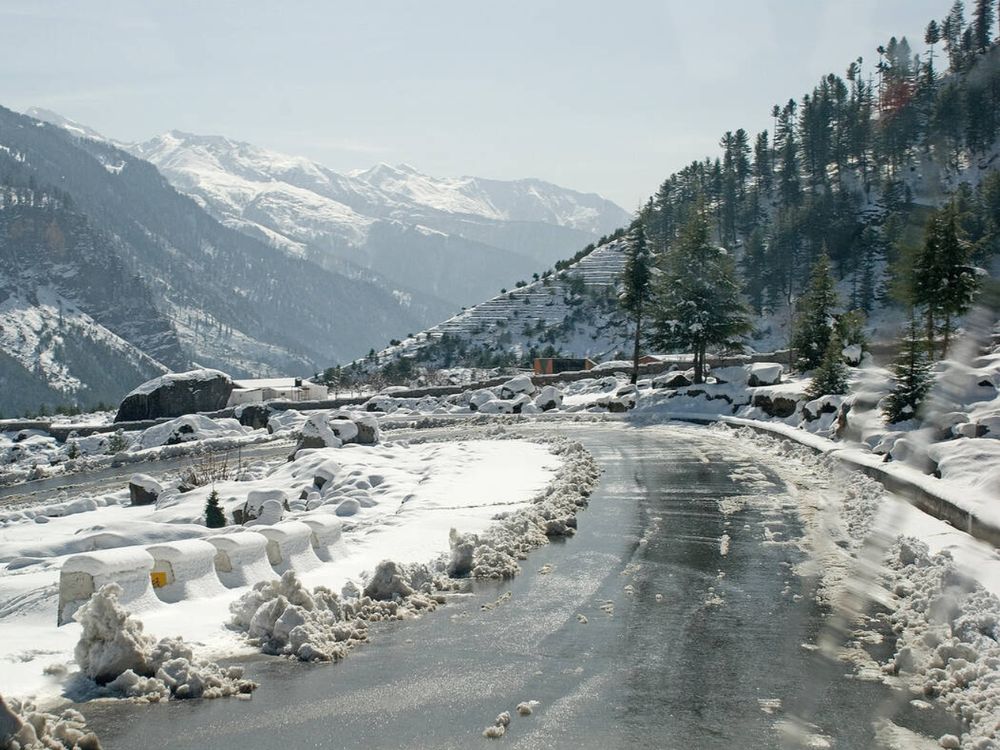 Winter snowscapes at Solang Valley near Manali in Himachal Pradesh