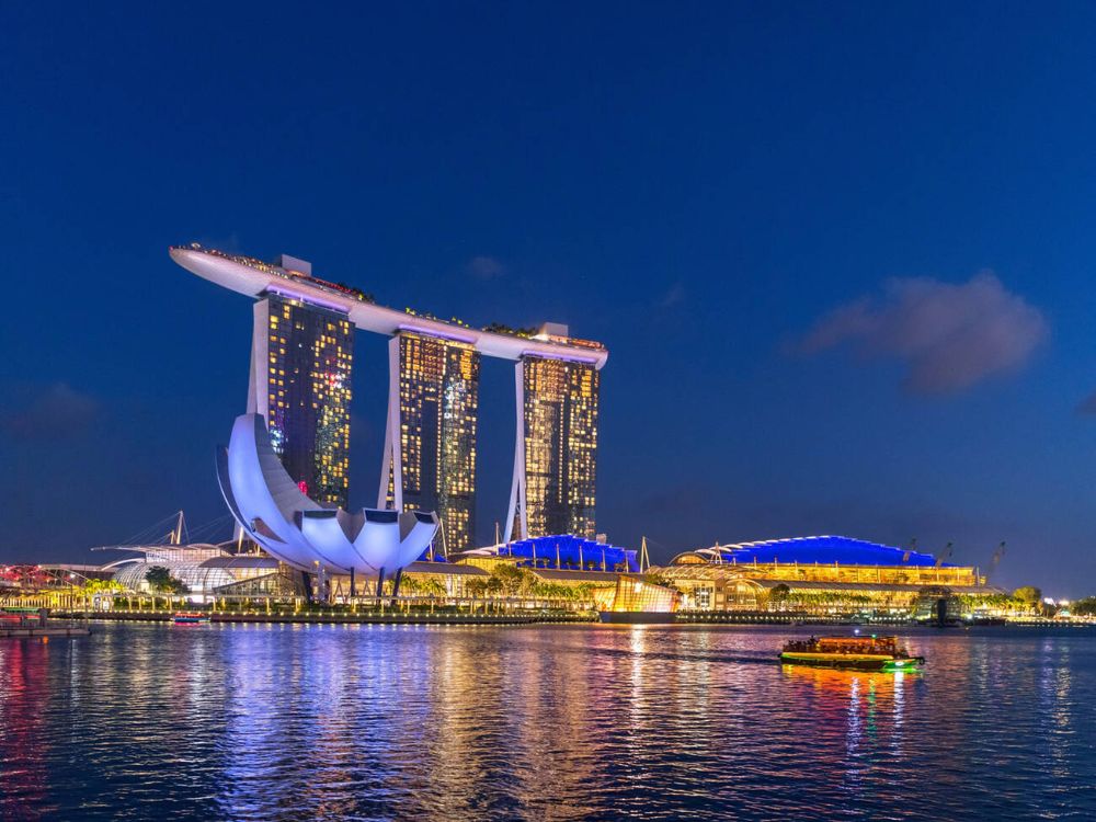 Marina Bay Sands Hotel and the ArtScience Museum at night, Marina Bay, Singapore City, Singapore