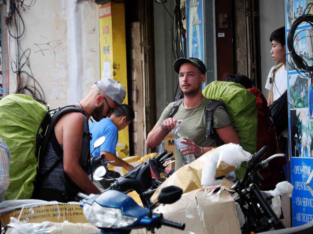 travel vietnam guide