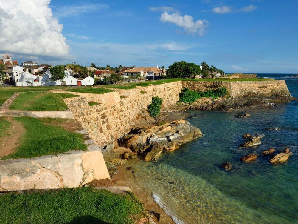 How to reach Sri Lanka