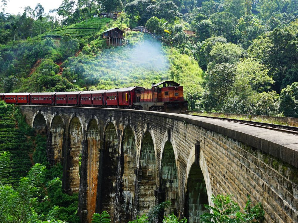 Nine Arches Bridge, Sri Lanka
