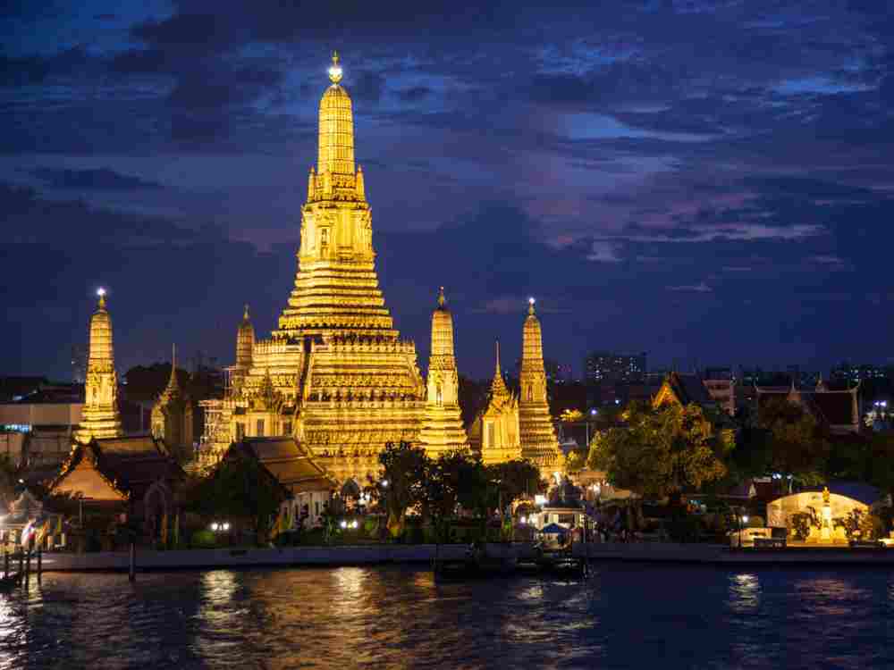 Wat Arun, Temple of Dawn and the Chao Phraya River