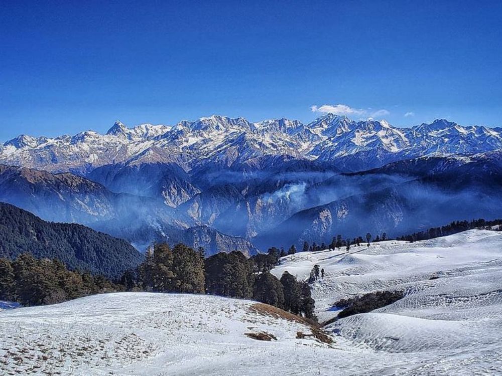 Dayara Bugyal Trek