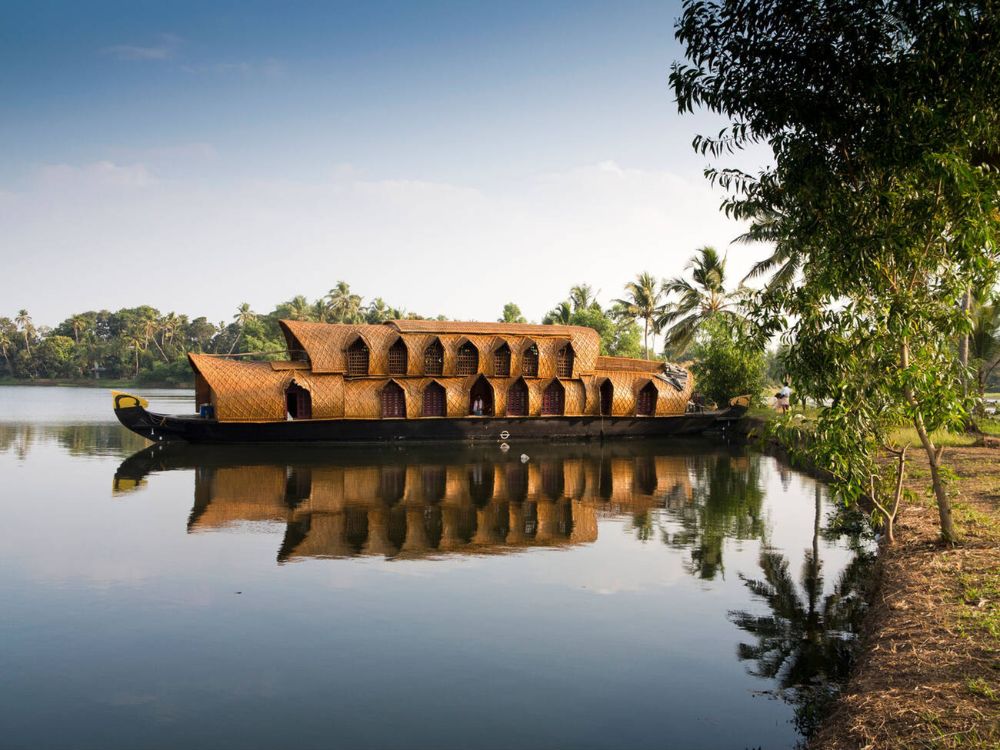 Family Houseboat in Kerala