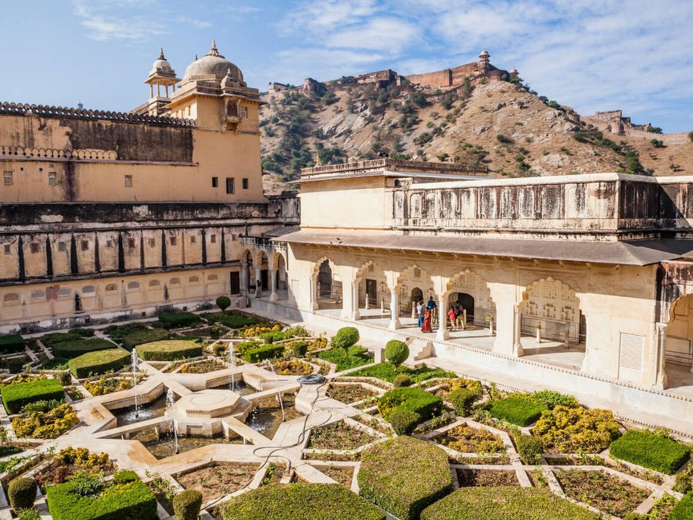 Jaigarh Fort - Best place for couples