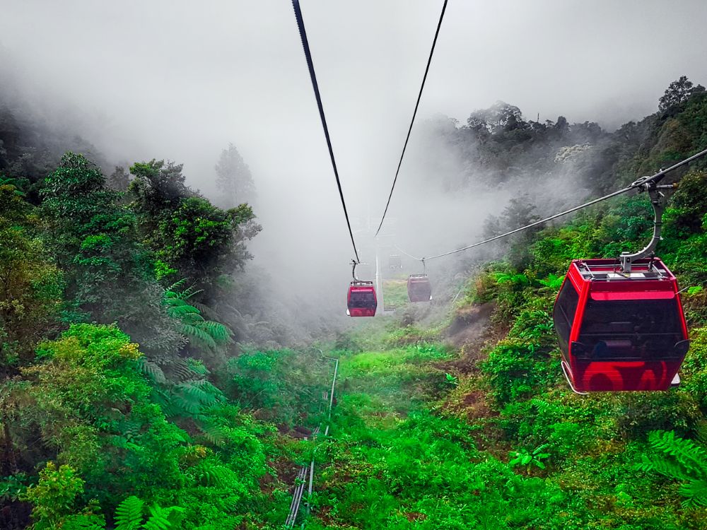Cable car ride in Genting Highlands