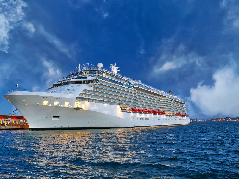 Cruise towards Mauritius