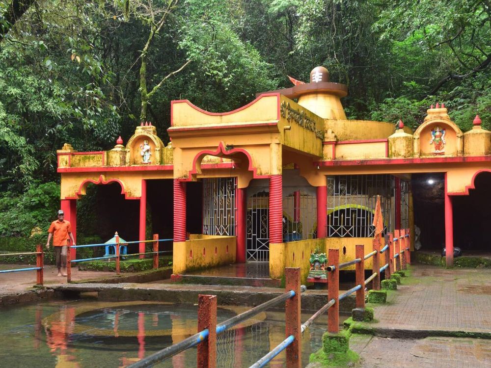 Hiranyakshi Temple, Amboli