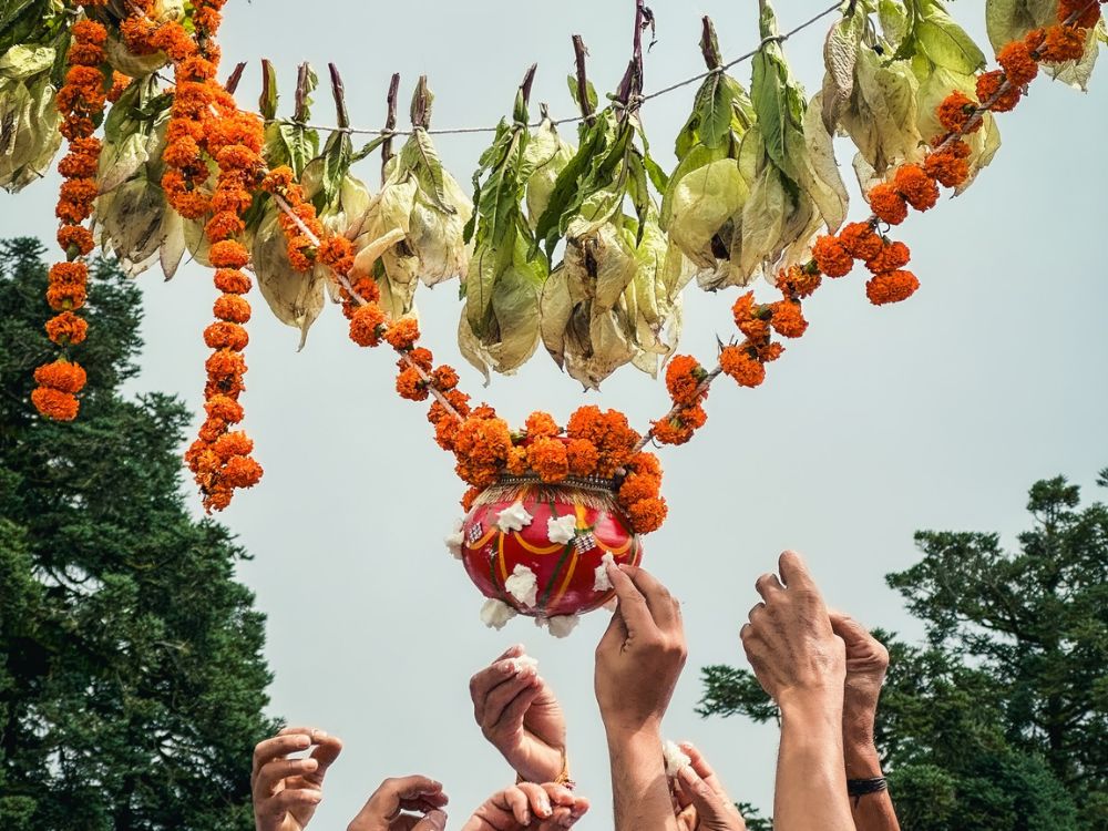 Dahi handi, Butter Festival, Dayara Bugyal